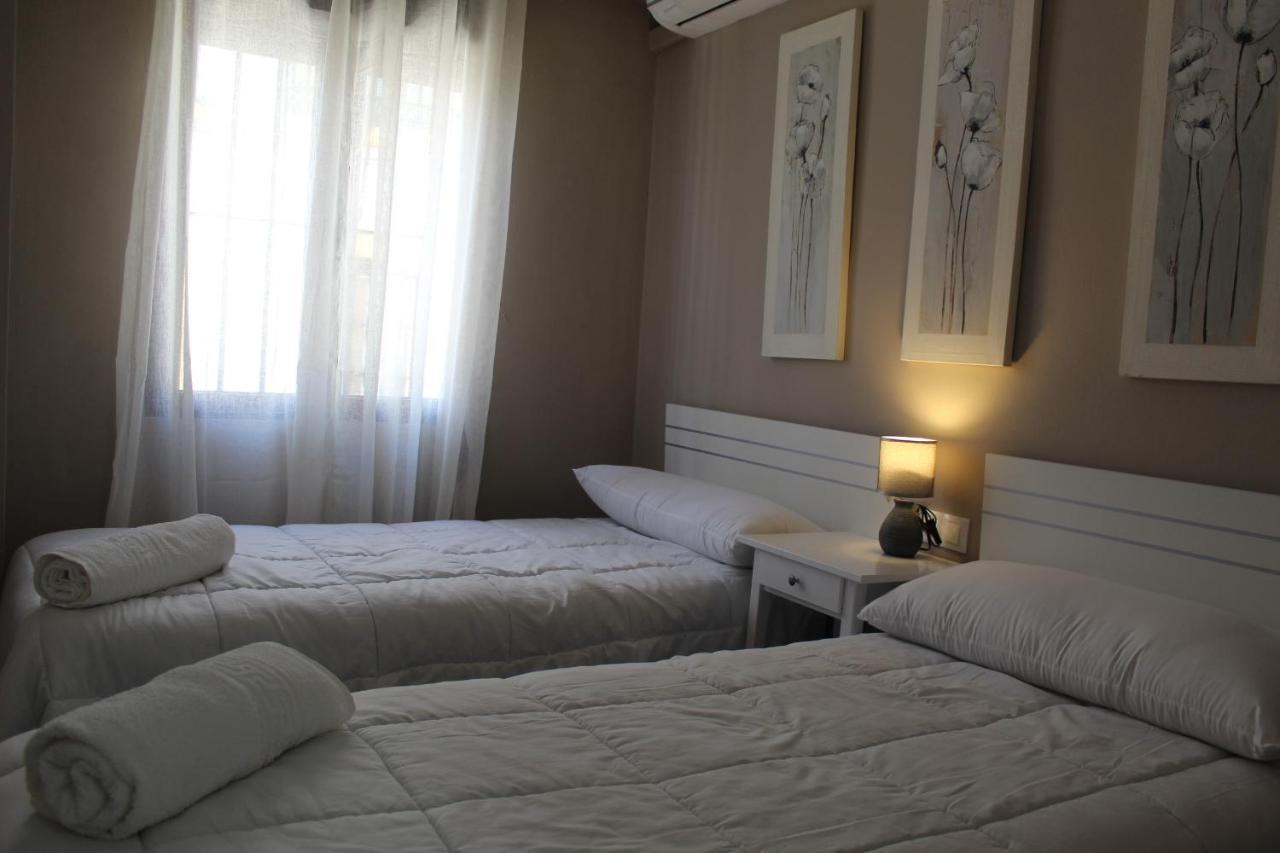 Apartamento Jardines De Cuenca Ronda Bagian luar foto